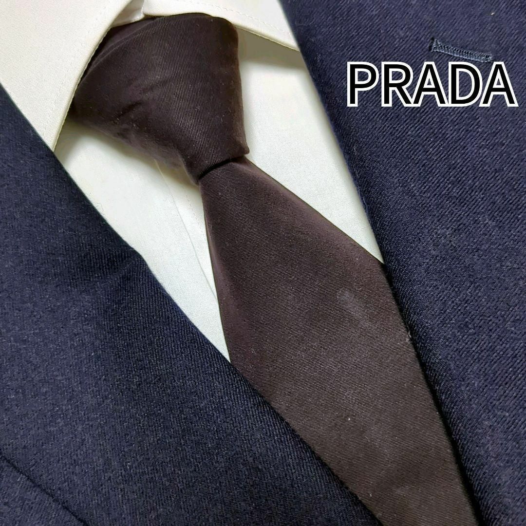 美品 美品 プラダ ネクタイ ハイブランド ソリッドタイ 無地 光沢 希少