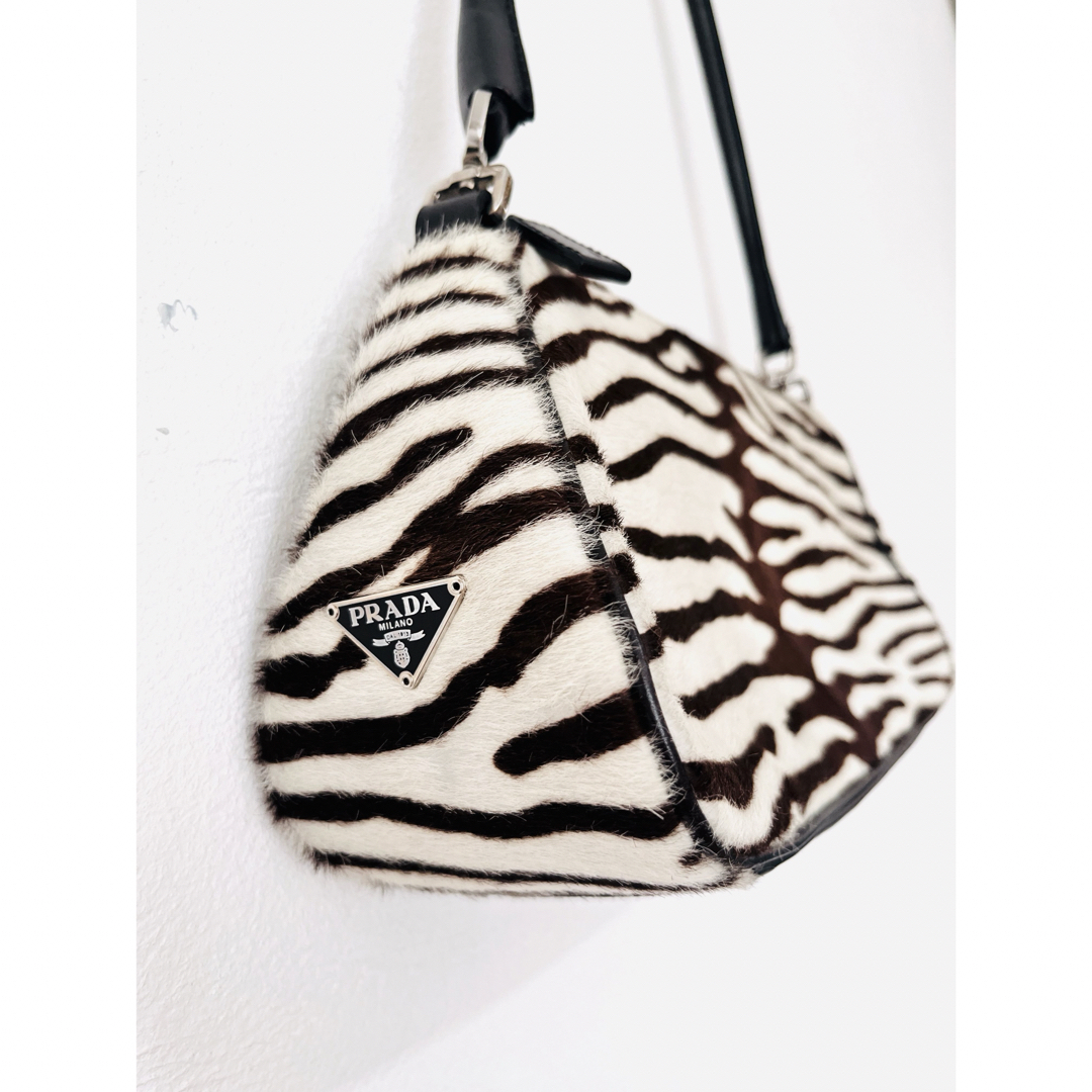 PRADA - PRADA ハラコ ショルダーバッグ ゼブラ柄の通販 by Maggie's