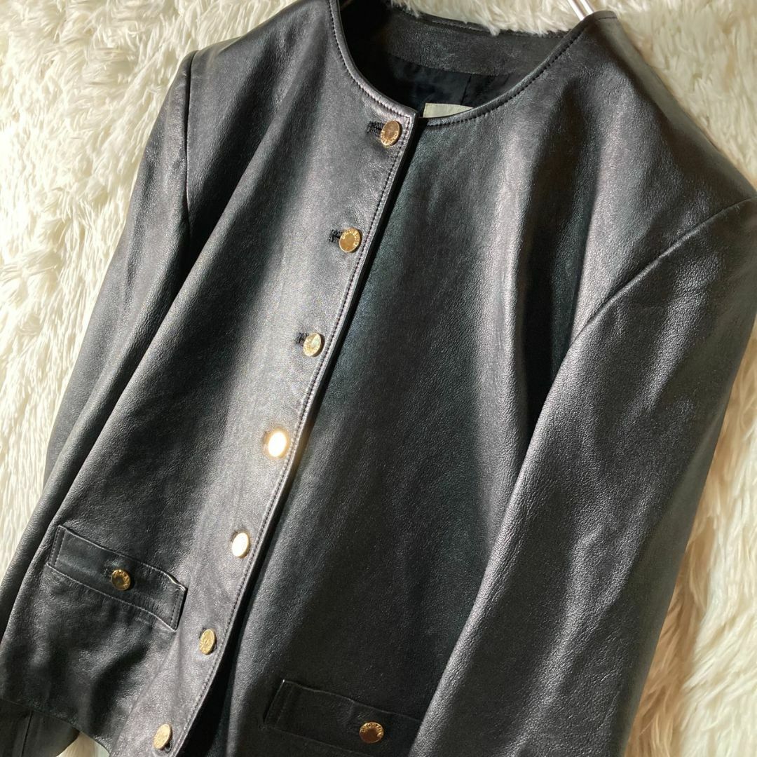 INGEBORG - 美品 インゲボルグ 羊革 ノーカラー レザージャケット 金