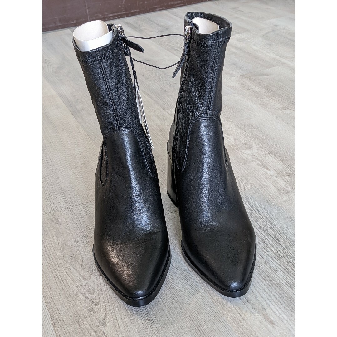 ZARA - ZARA レザーヒール アンクルブーツ 35サイズ ブラックの通販 by