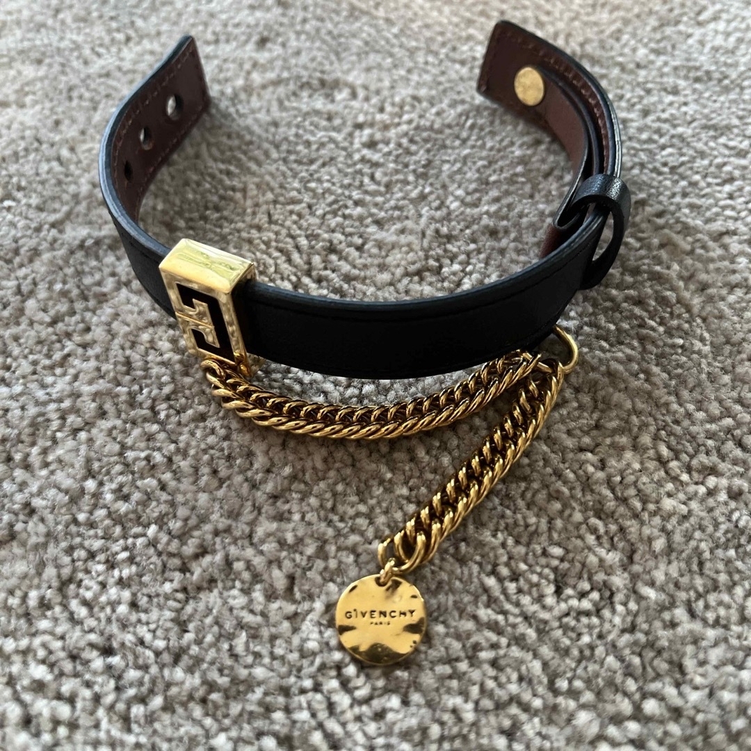 GIVENCHY - GIVENCHY レザーブレスレットの通販 by kii's shop