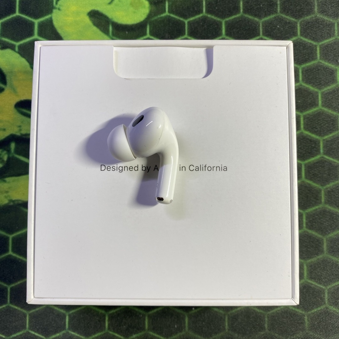 AirPods Pro 第2世代 右耳 lightning充電a2698 AirPods Pro pro
