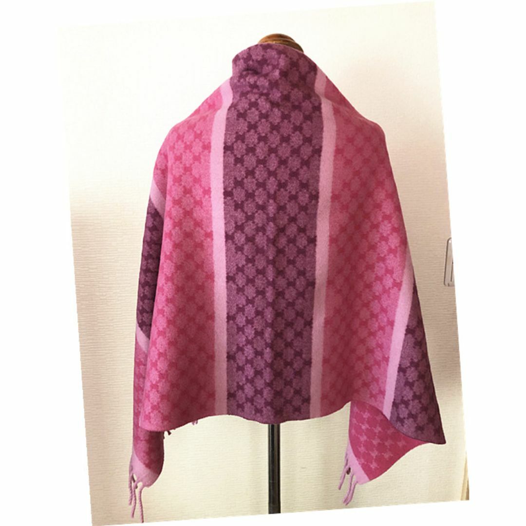 CELINE - 未使用に近い超人気☆CELINEセリーヌ☆マカダム柄☆マフラー