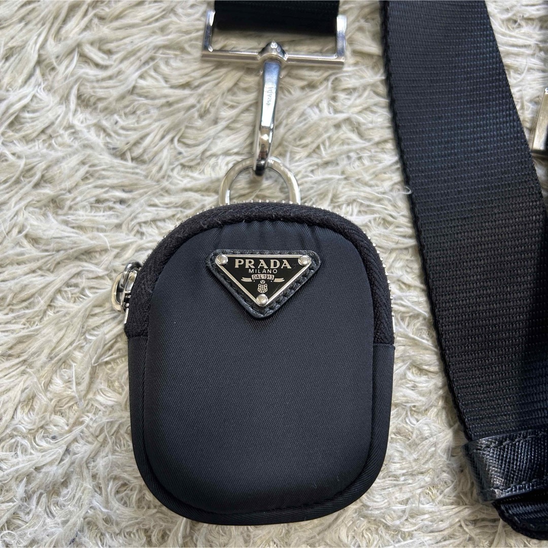 PRADA - 【美品】プラダ ショルダーストラップ ミニポーチ付き 三角