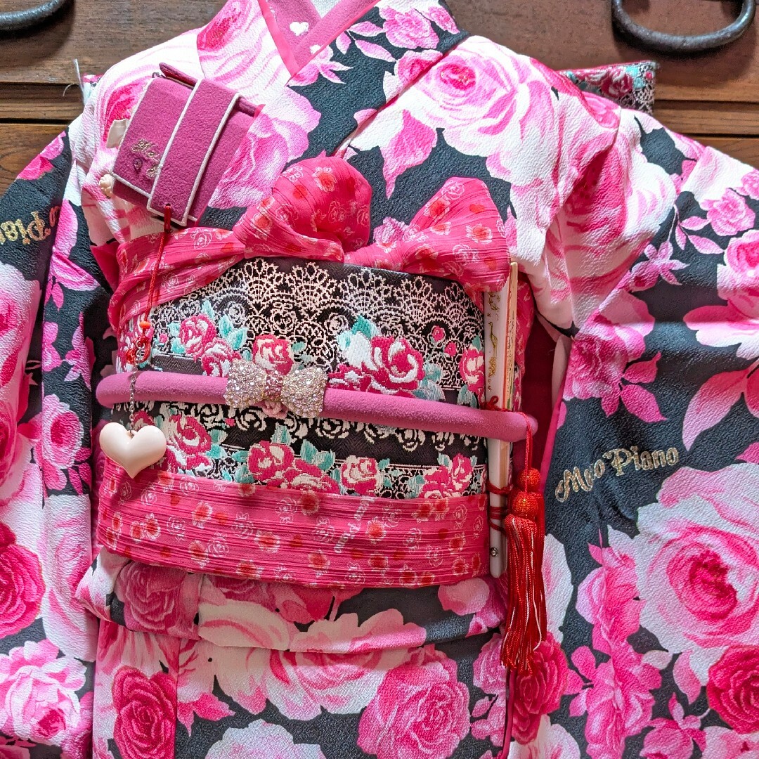 mezzo piano - ☆sold out☆ 7歳 メゾピアノ黒薔薇 七五三 お着物フル