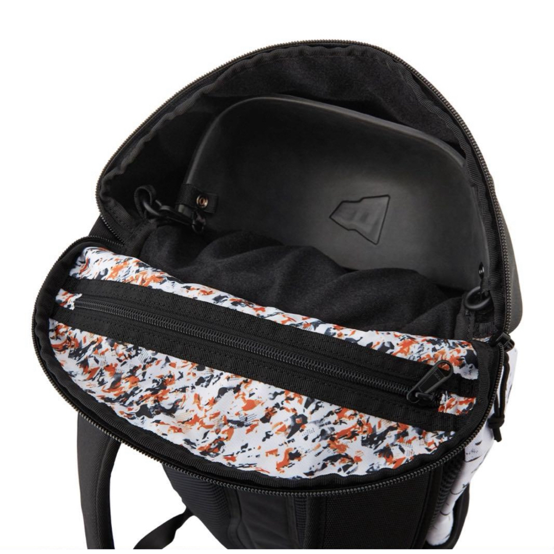 ポケモンセンター NEW ERA Rucksack LIZARDON リザードンの通販 by