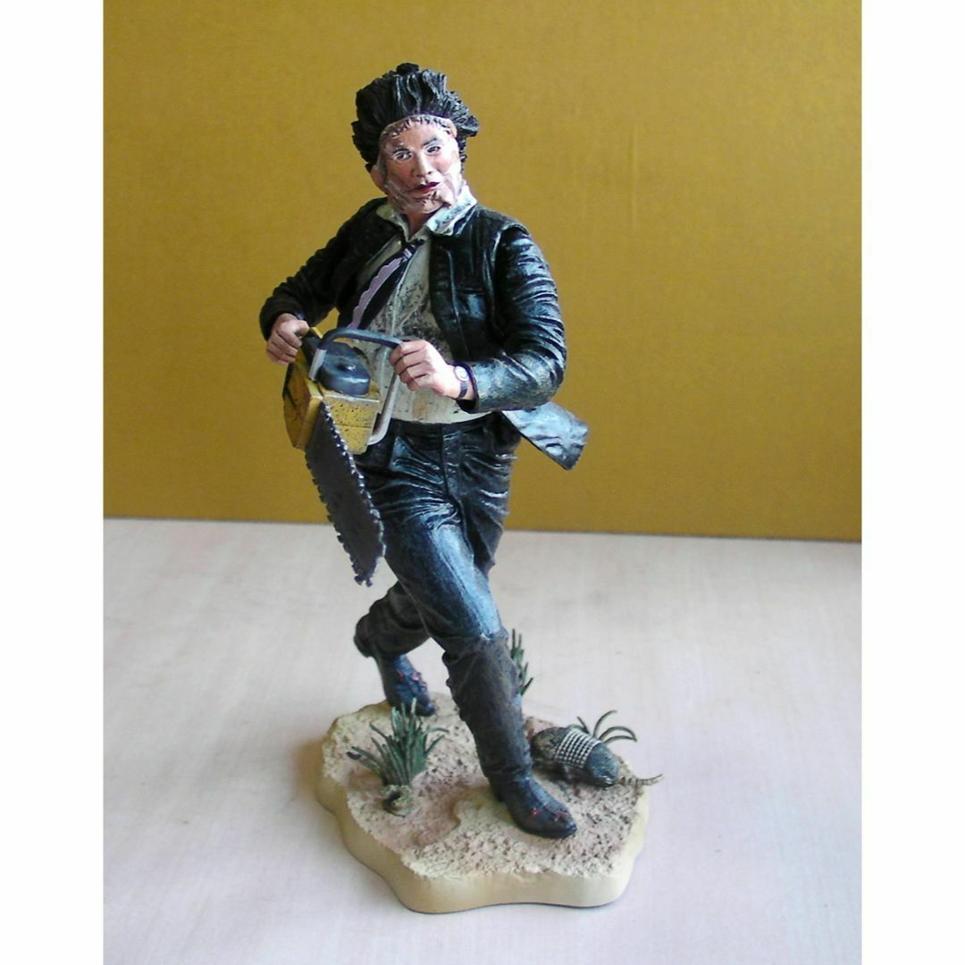 悪魔のいけにえ レザーフェイス テキサスチェーンソー フィギュア ネカ