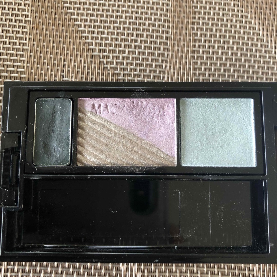 MAQuillAGE - マキアージュアイシャドウ2点セットの通販 by チョキらぶ