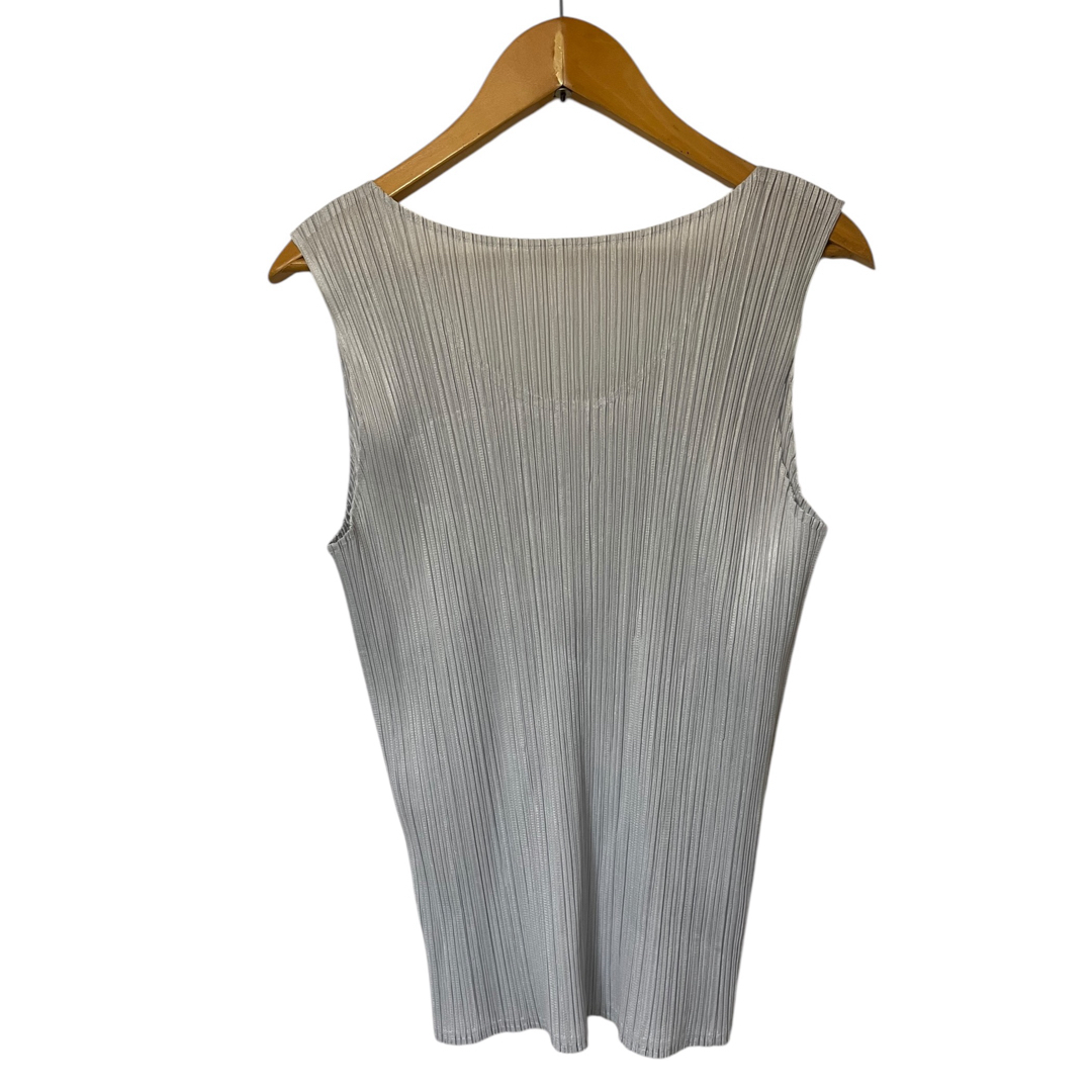 イッセイミヤケ プリーツプリーズ タンクトップ