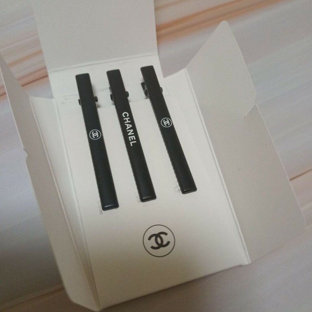 CHANEL - 新品未使用 シャネル ノベルティ ヘアピン クリップの通販 by