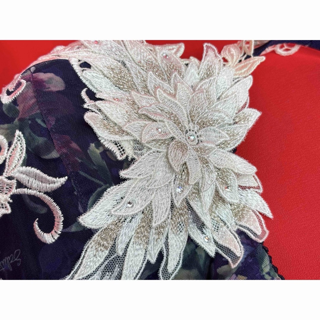 Wacoal - サルート 62グループ アールデコ E70&ソングM KO 初代ロゴ