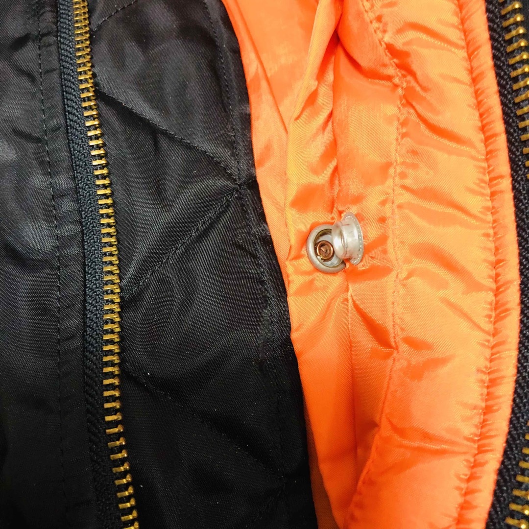 UNIQLO - ユニクロMA1フライトジャケットヴィンテージ紺タグLの通販 by