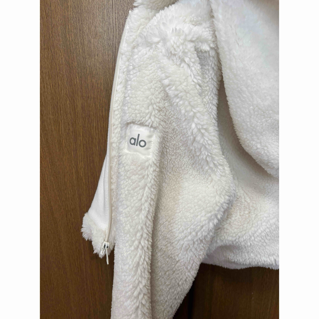lululemon - alo yoga 新品✴︎ボアジャケット Sherpa ファーの通販 by