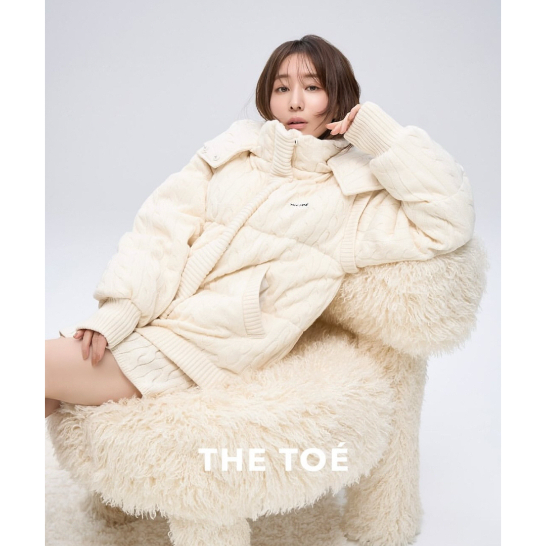 専用です THE TOE ダウンジャケット ホワイトの通販 by ⋆* ｜ラクマ