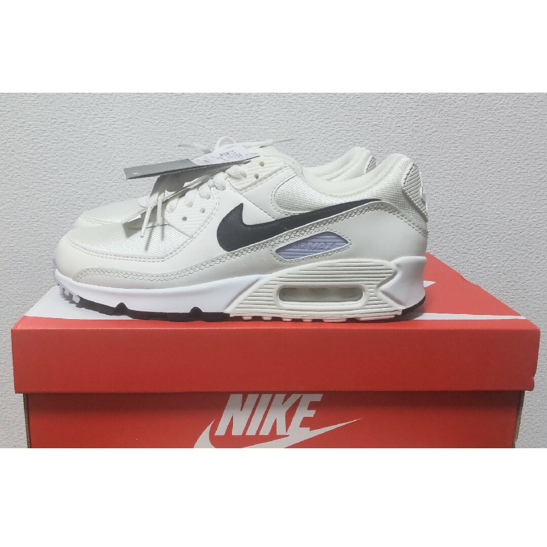 NIKE - タグ付き新品 ナイキ エアマックス の通販 by ♡｜ナイキならラクマ