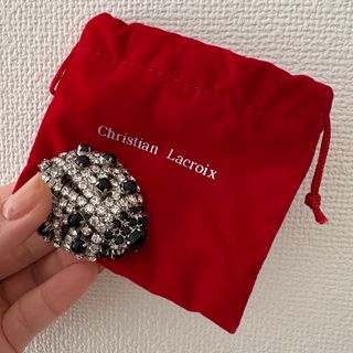 Christian Lacroix（アクセサリー）のフリマアイテム一覧