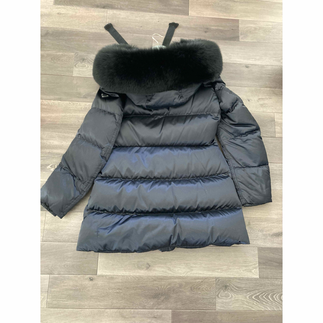 PRADA - 希少リアルファー 岡部あゆみさん着プラダダウンの通販 by