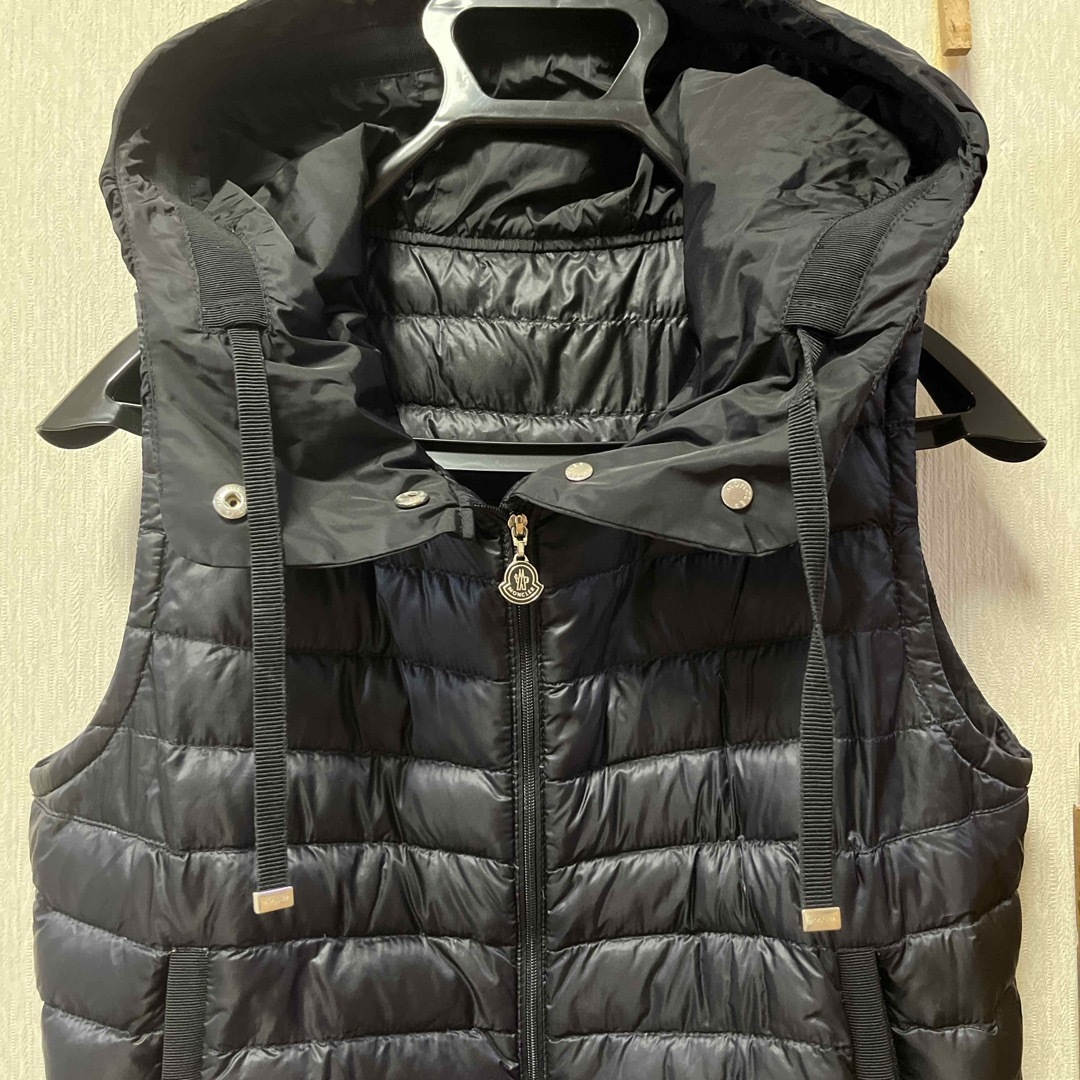 MONCLER - ♡本日限定お値下♡MONCLER フリル ダウンベスト 0♡の通販