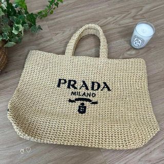 PRADA（かごバッグ/ストローバッグ）のフリマアイテム一覧