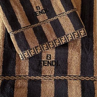 FENDI（タオル/バス用品）のフリマアイテム一覧