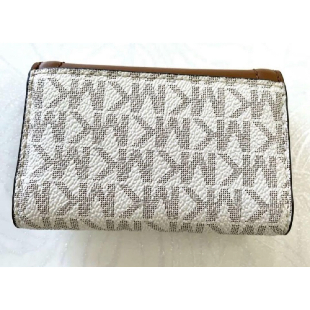 MICHAEL KORS - MICHEAL KORS キーケース(バニラ)の通販 by 愛十夢＆望