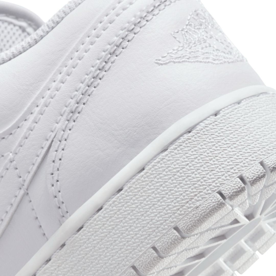 Jordan Brand（NIKE） - 【新品24.5cm】NIKE｜エアジョーダン1LOW GS