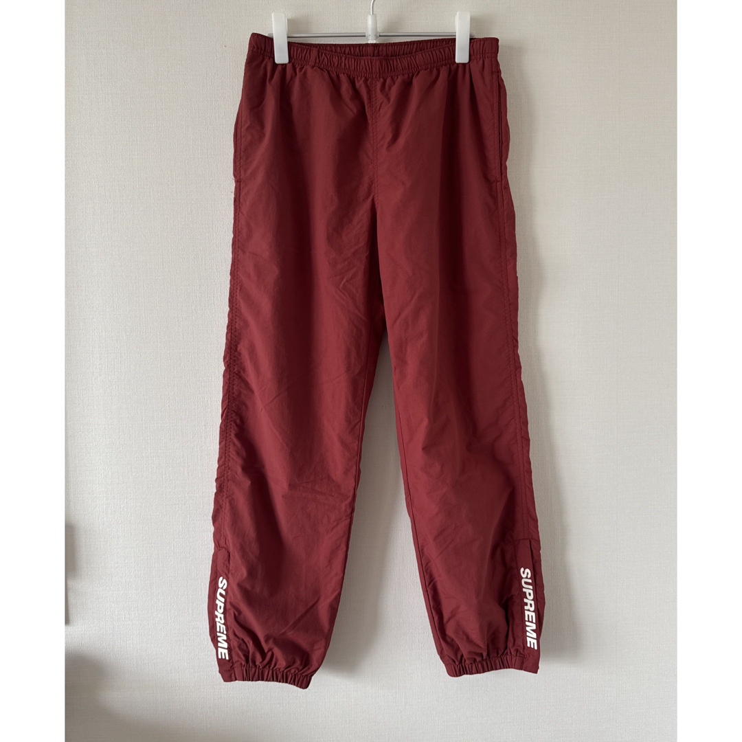 Supreme - Supreme Warm Up Pant Sサイズ レッド ナイロンパンツの通販