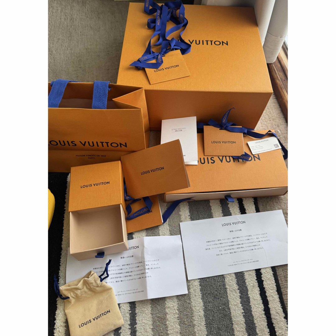 LOUIS VUITTON - LOUIS VUITTON 箱と布袋 セットの通販 by いぇYe's