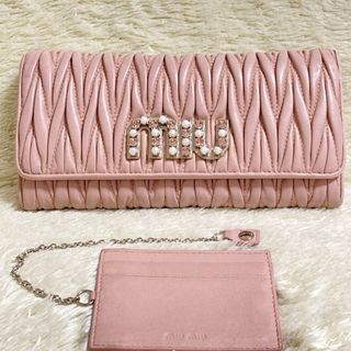 MIU MIU（財布 ・ ピンク/桃色系）のフリマアイテム一覧