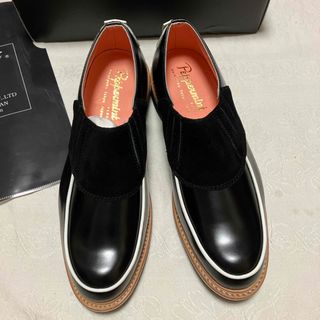 シューズ ロカビリーのフリマアイテム一覧