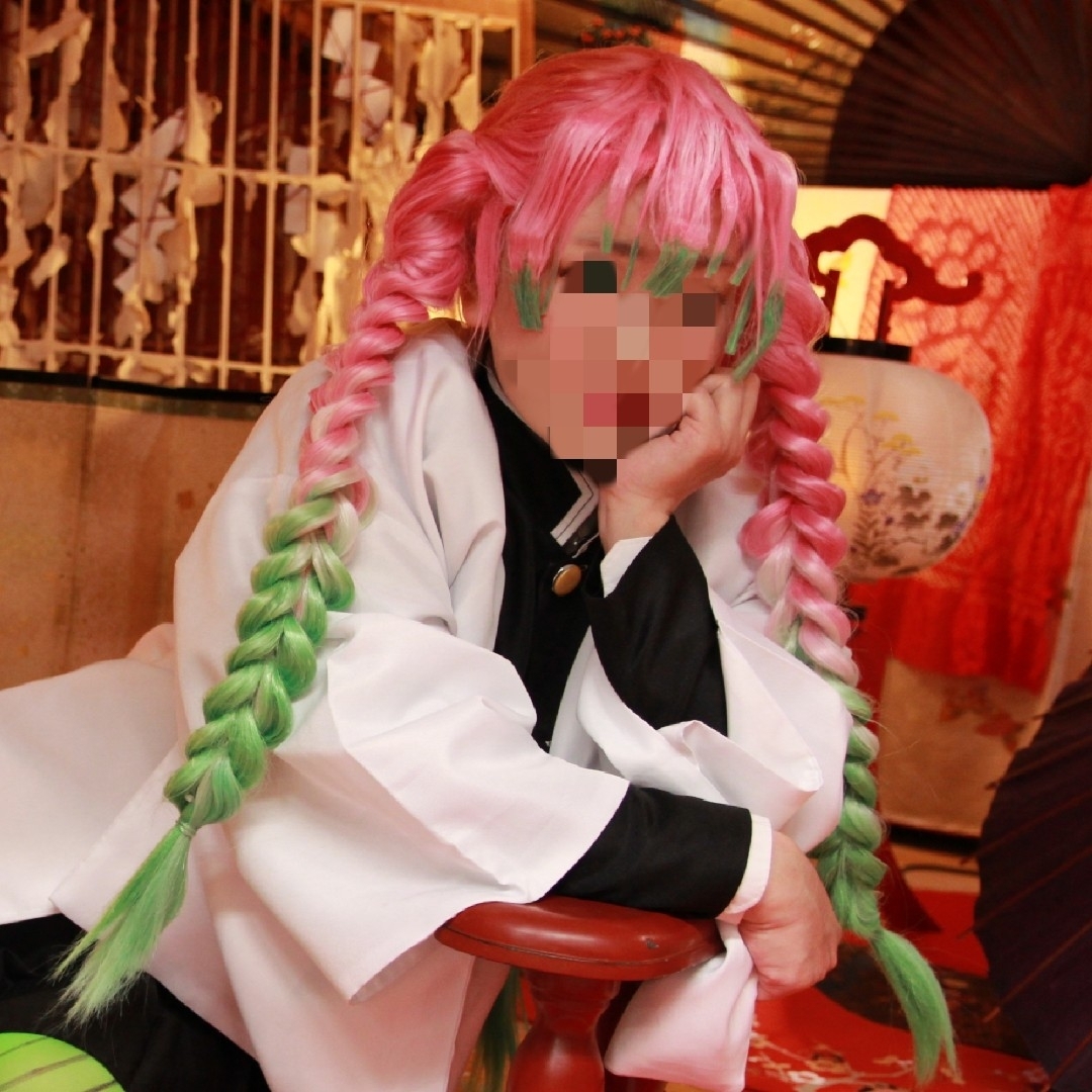 鬼滅の刃 甘露寺蜜璃 ウィッグの通販 by haco's shop｜ラクマ