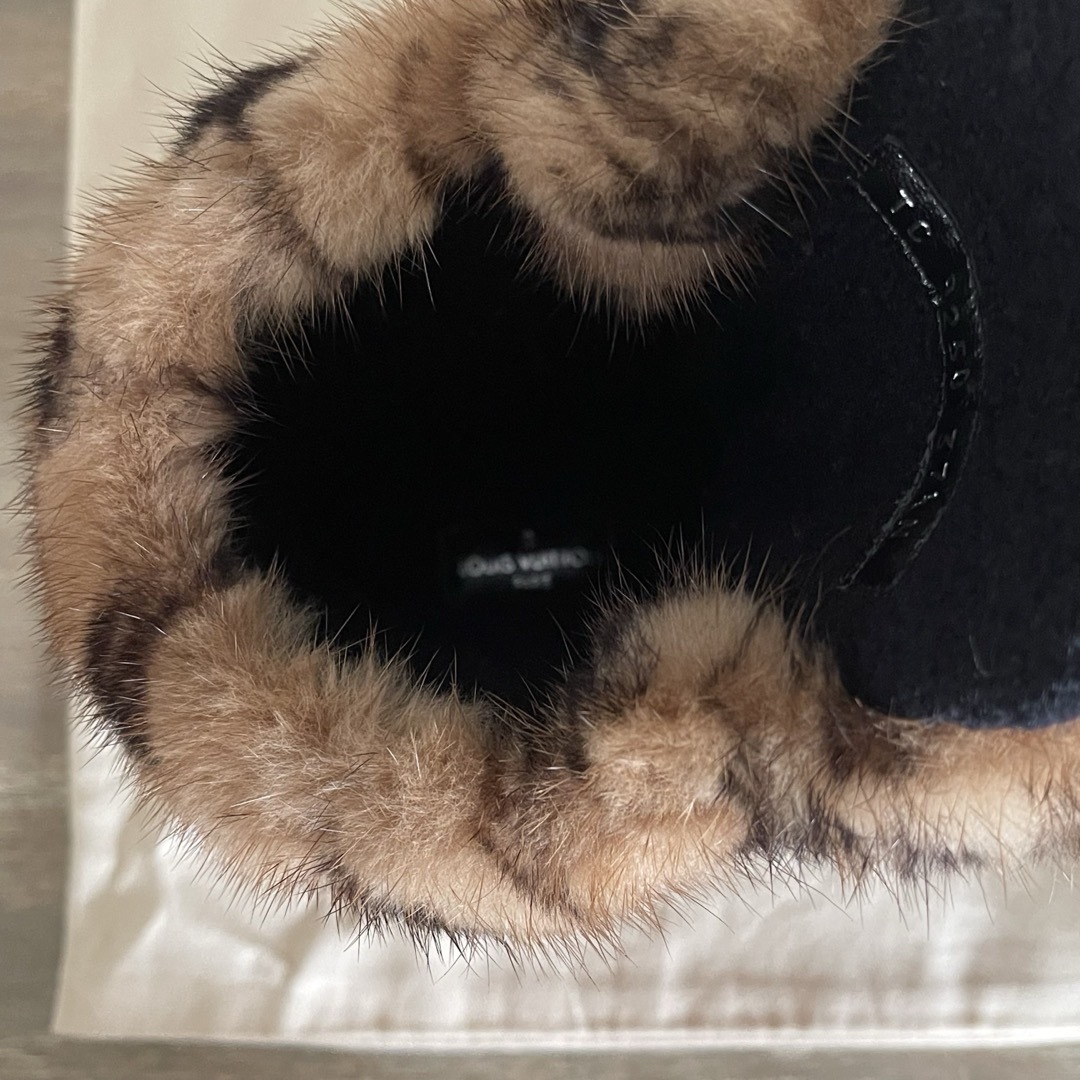 LOUIS VUITTON - ルイヴィトン ブーツ ファーモノグラム 24cmの通販 by