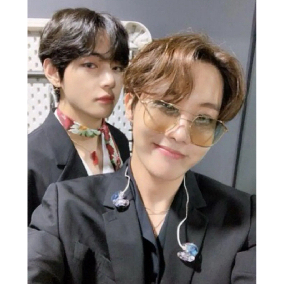 GUCCI - グッチ ネックボウ 花柄 スカーフ BTS テテの通販 by マハロ