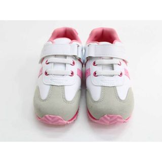 familiar（スニーカー）のフリマアイテム一覧