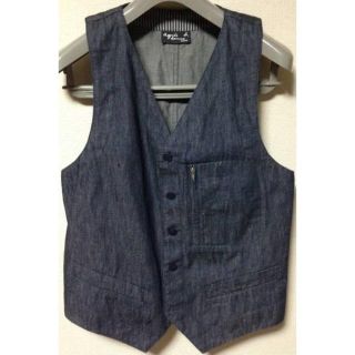 agnes b.（ベスト）のフリマアイテム一覧