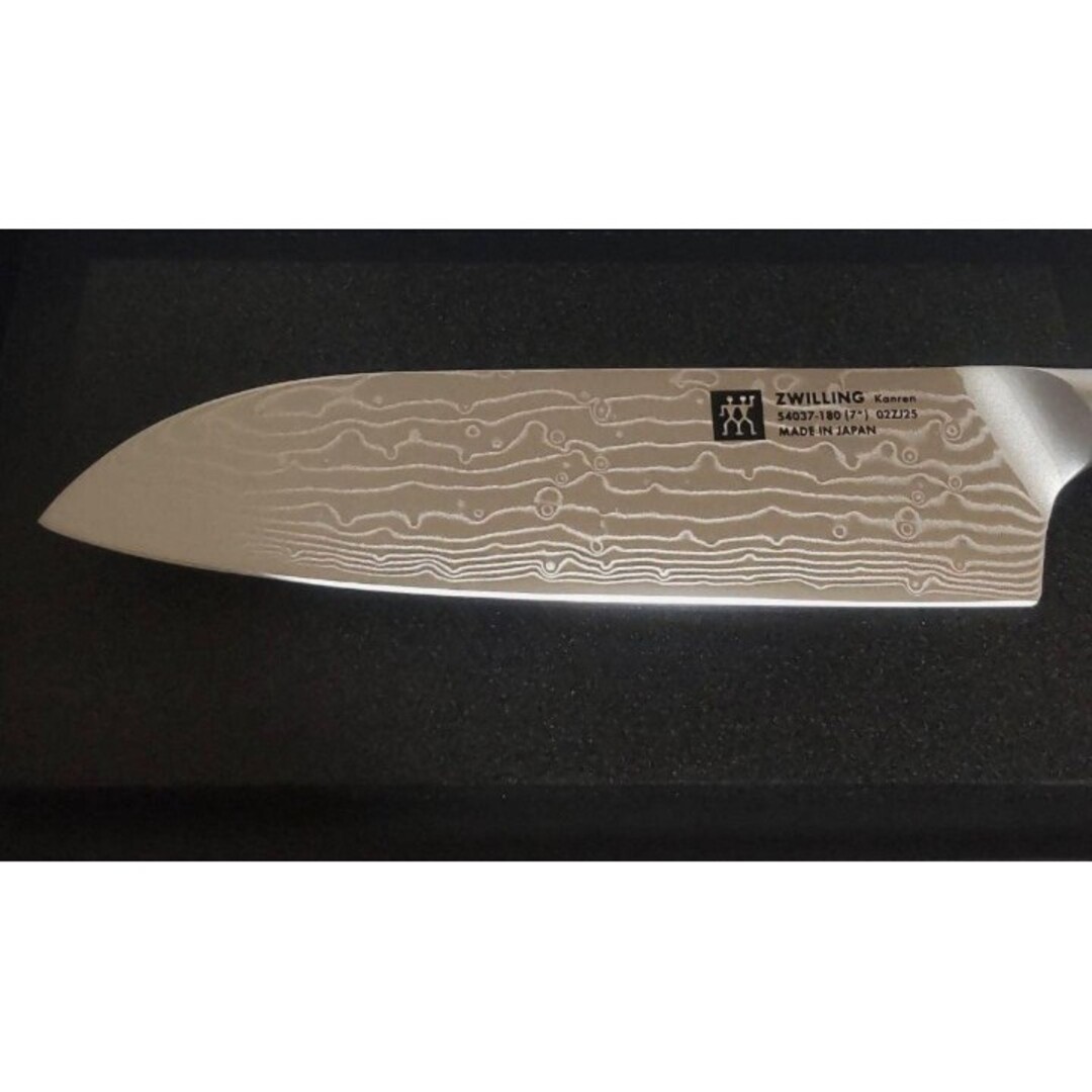 ツヴィリング Kanren 三徳ナイフ 刃渡り18cmの通販 by ぴー's shop｜ラクマ