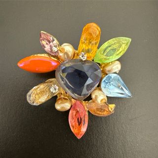 Christian Lacroix（アクセサリー）のフリマアイテム一覧