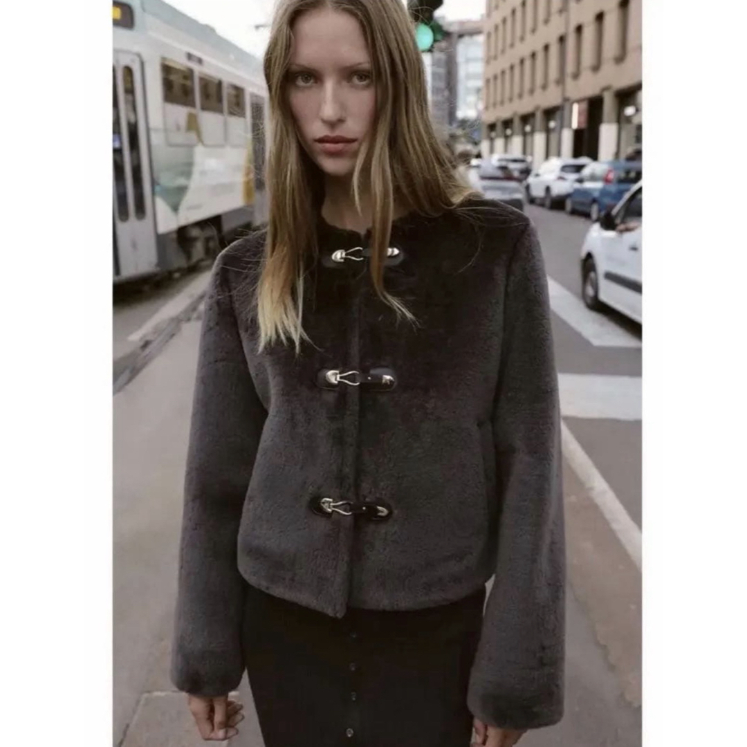 ZARA - ZARA トグルボタンフェイクファージャケットの通販 by はなゆき