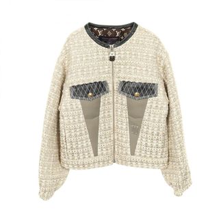 LOUIS VUITTON（ノーカラージャケット）のフリマアイテム一覧