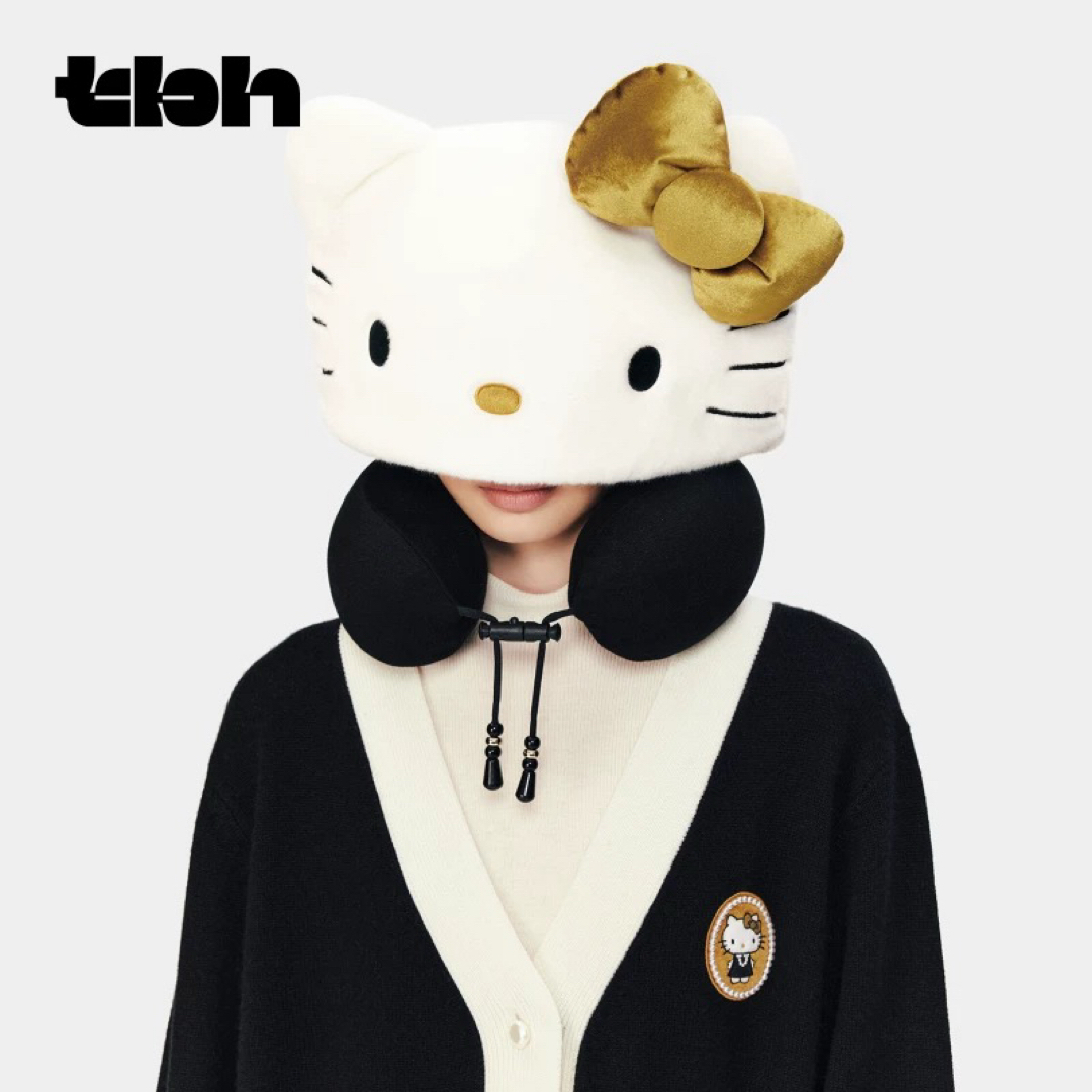 ハローキティ - 海外限定Hello Kitty x TBH フード付きネックピロー