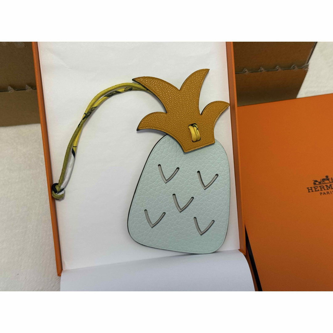HERMES - 新品☆202512月☆新色☆エルメス☆プティアッシュ☆アナナス