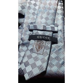 GUCCI - 【定番デザイン】グッチ☆ストライプ柄ネクタイ GG柄