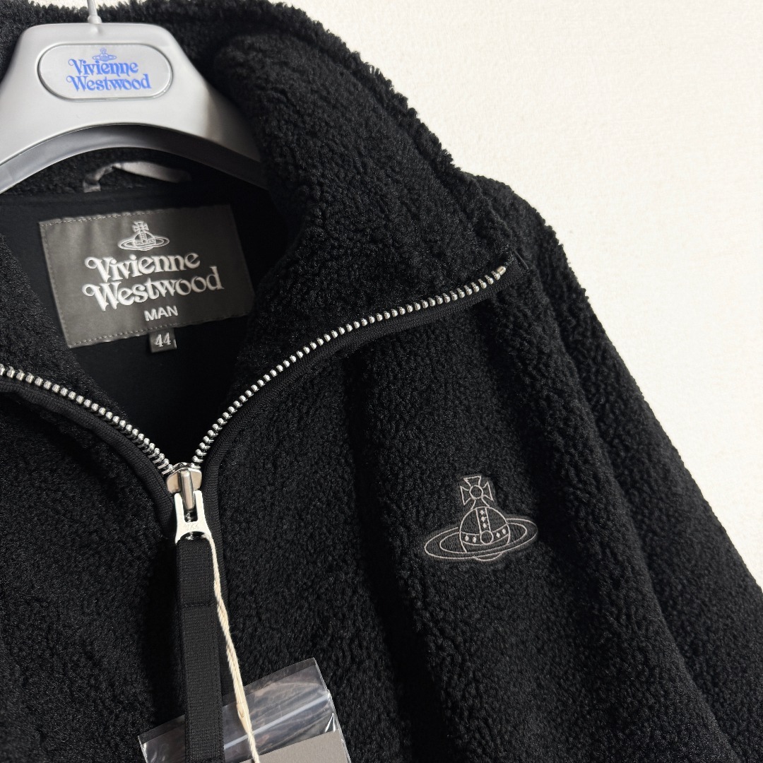 Vivienne Westwood - 【新品☆高級モデル☆オーブ刺繍☆】ヴィヴィアン