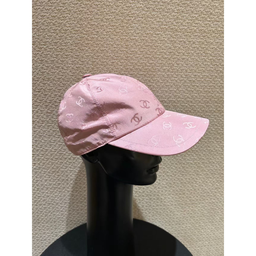 CHANEL - 値下げ！新品未使用 シャネル キャップ ピンク CCロゴ 26C