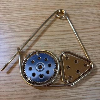 LOEWE - ロエベ LOEWE パールブローチの通販 by Petit Pas ｜ロエベ