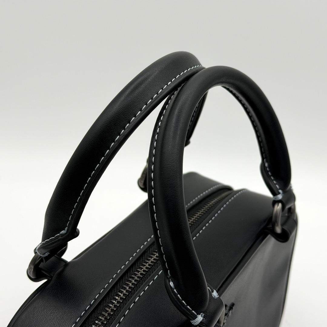 COACH - COACH サッチェルクロスボディ ブラックレザー CT776 STの通販