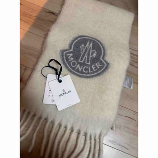 MONCLER（マフラー/ショール ・ グレー/灰色系）のフリマアイテム一覧