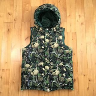 A BATHING APE（ダウンベスト）のフリマアイテム一覧