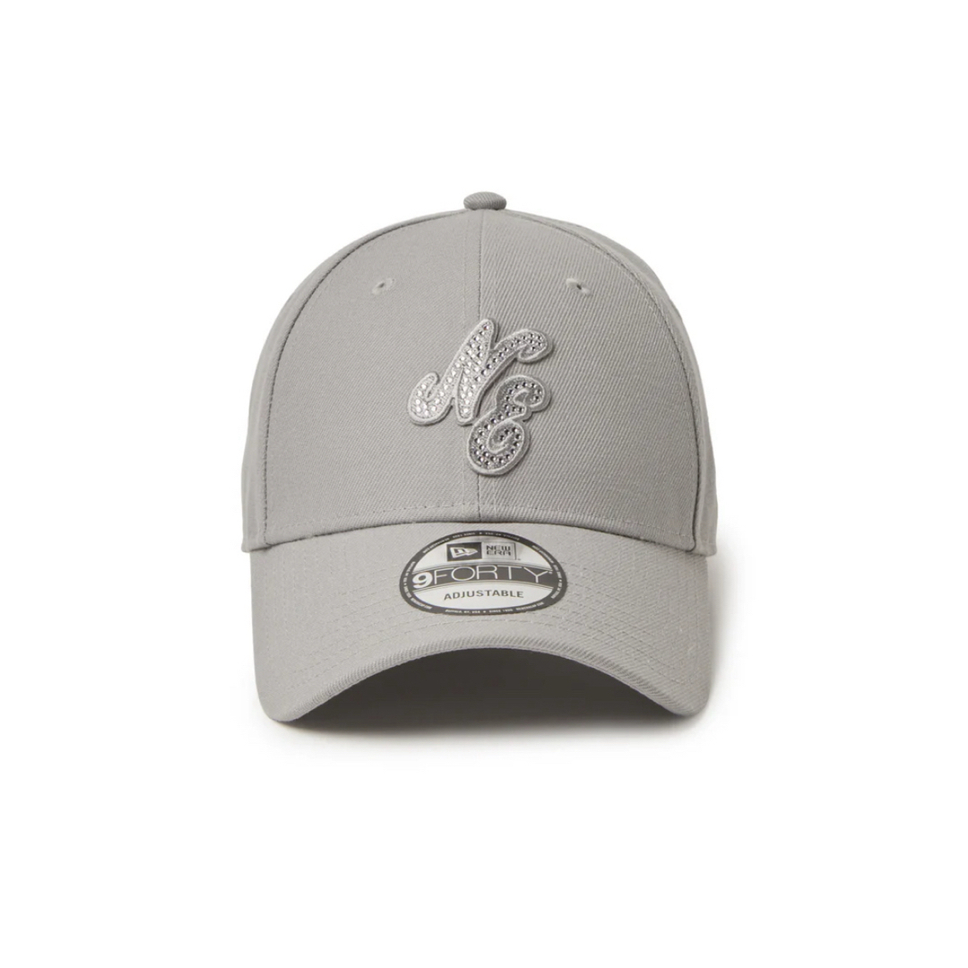 NEW ERA - 9FORTY Rhinestone ラインストーン クラシックロゴ グレーの