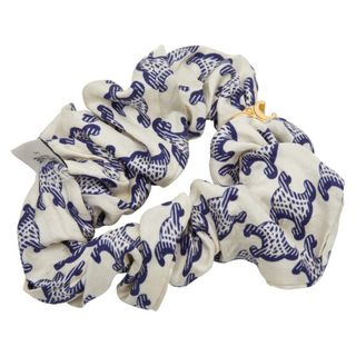 CELINE - 大人気！CELINE ロゴ シュシュ ホワイトの通販 by いもこ's